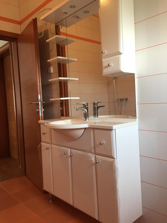 Guest House Seperic ยาสเตรบาร์สโก ภายนอก รูปภาพ